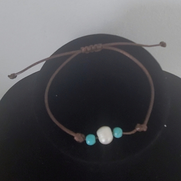 4/$20 Simulated Pearl Rope Bracelet.🌴 - Picture 5 of 8